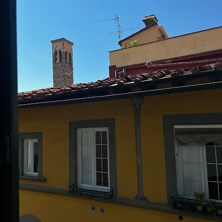 Over The Roofs Of Florence - Tornabuoni - Duomo - Repubblica Exterior photo